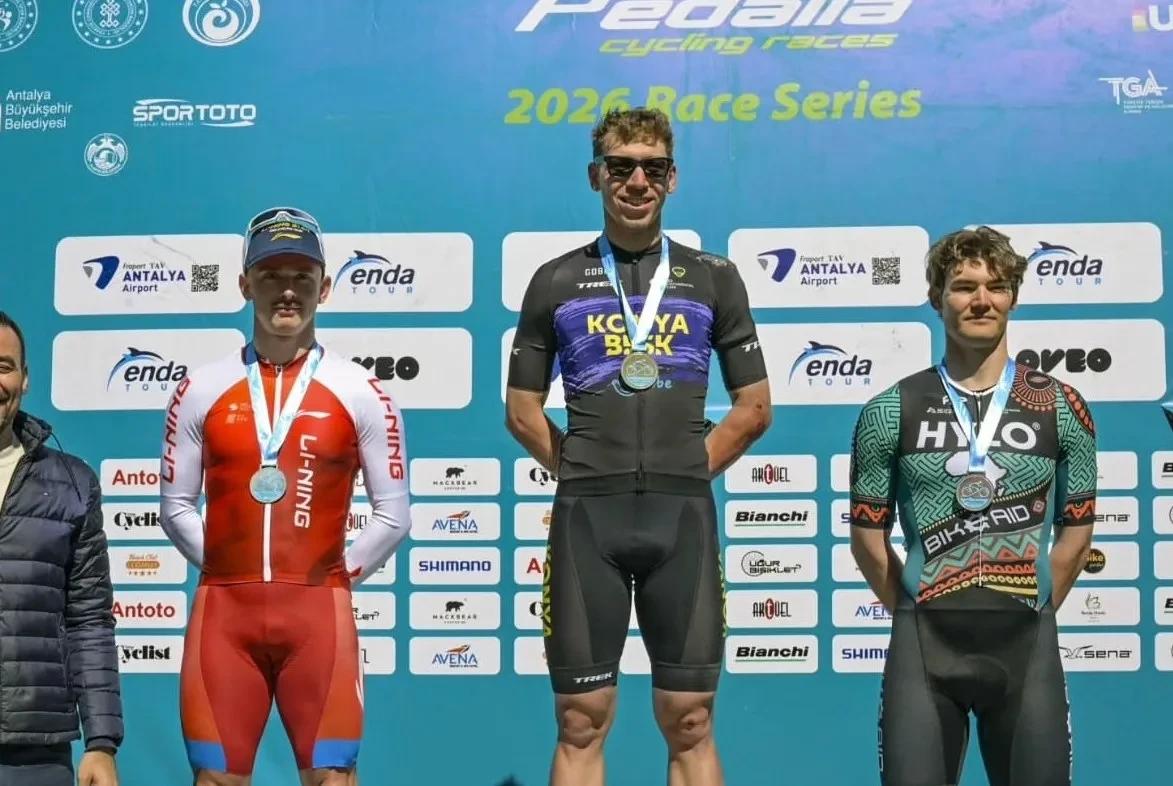 Mustafa Tarakçı’dan Uluslararası Yarışta Büyük Başarı: İki Kategoride Şampiyon