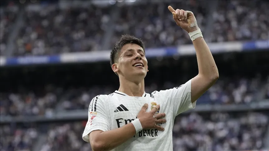 Arda Güler: "Sahaya Her Zaman Sağ Ayakla Çıkıyorum, Maç Öncesi Dua Ediyorum"