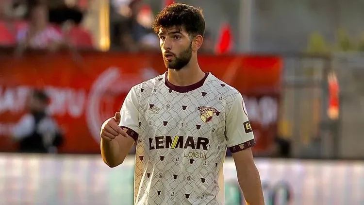 Galatasaray’da transfer bombası: Ümit Akdağ için resmi temas!