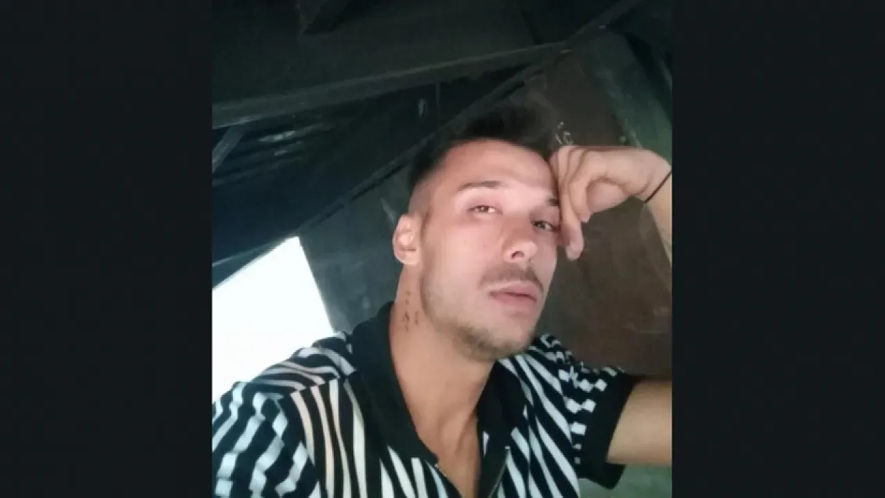 İzmir'de Dehşet! Önünü Kestiler, Kalbinden Bıçaklayarak Öldürdüler