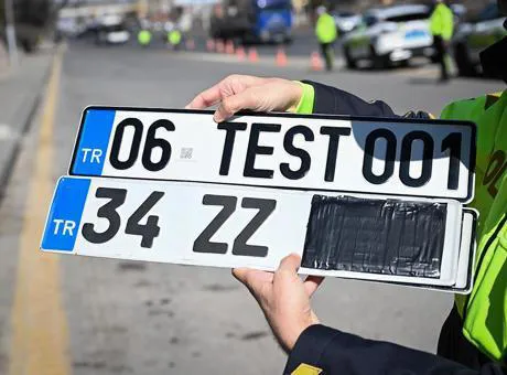 APP PLAKALAR İÇİN SÜRE DEĞİŞTİ! CEZA TARİHİ ERTELENDİ