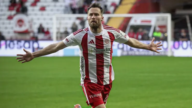 Antalyaspor’dan Kritik Galibiyet: Eyüpspor’u 3-0 Mağlup Etti