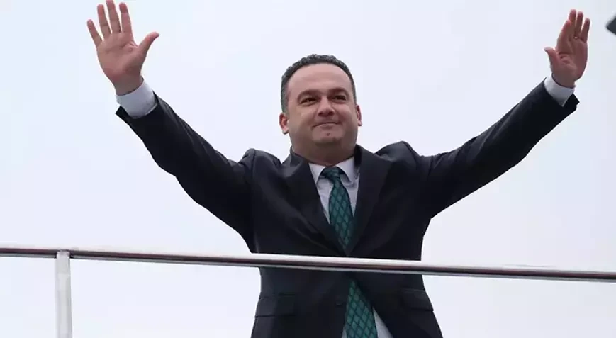 CHP’den Karar: Belediye Başkanı Hasbi Dede Partiden İhraç Edildi