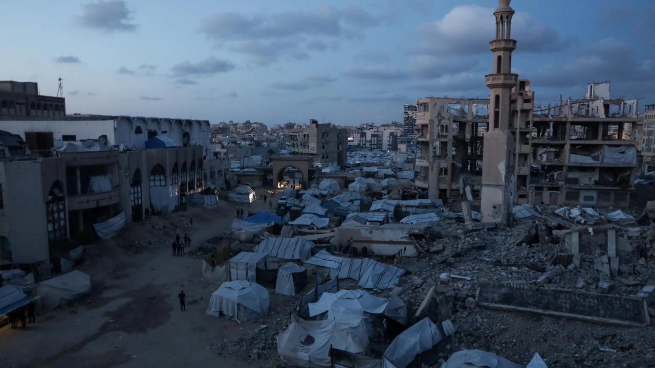Gazze’de yürek yakan manzara! Kampüsler artık sığınak oldu