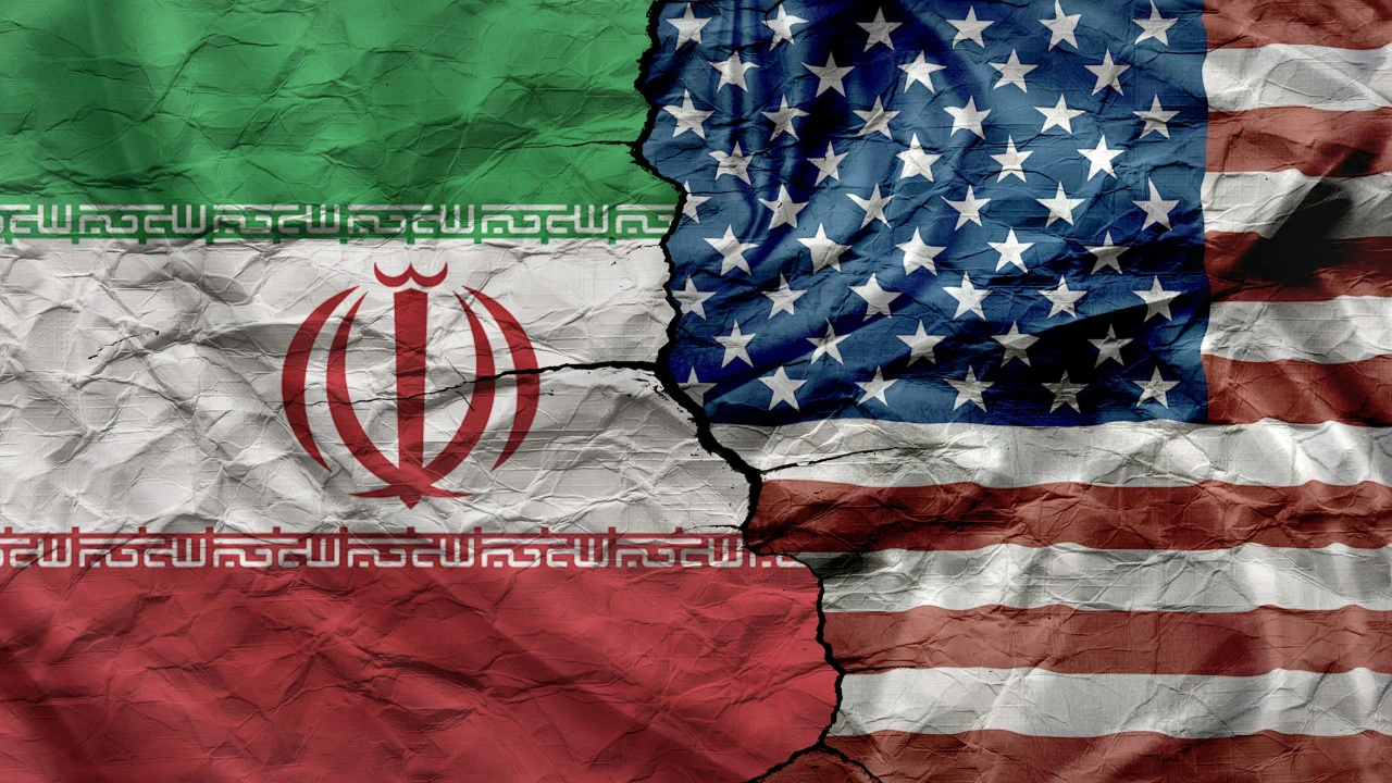 ABD’DEN İRAN PETROLÜ KARARI: GEÇİCİ SATIŞ İZNİ YENİLENMEYECEK