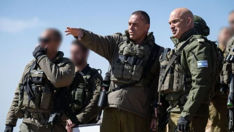 İSRAİL ORDUSU TARTIŞMALI KARAR ALDI: FİLİSTİNLİ TUTUKLUYA CİNSEL İSTİSMARLA SUÇLANAN ASKERLER GÖREVE DÖNDÜ