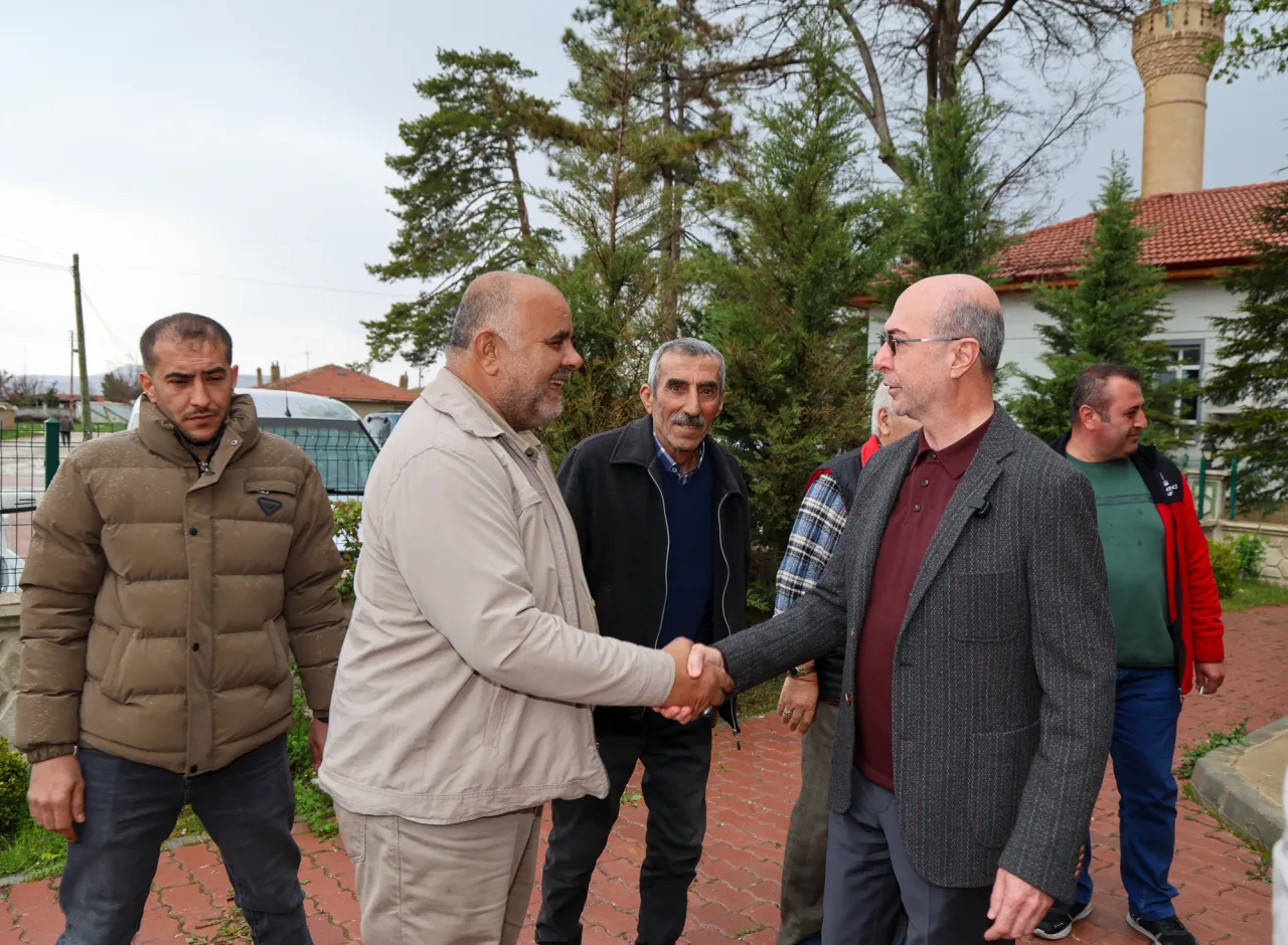 Selçuklu’da Mahalle Ziyaretleri: Başkan Pekyatırmacı Vatandaşlarla Buluştu