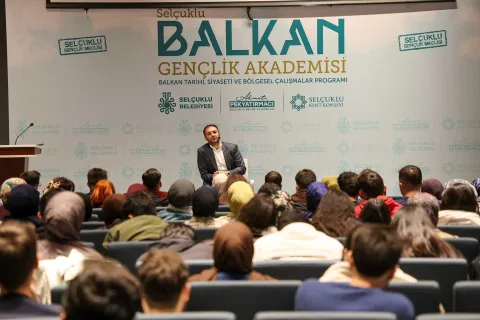 Selçuklu’da Balkan Gençlik Akademisi Başladı: Gençlere Uluslararası Vizyon