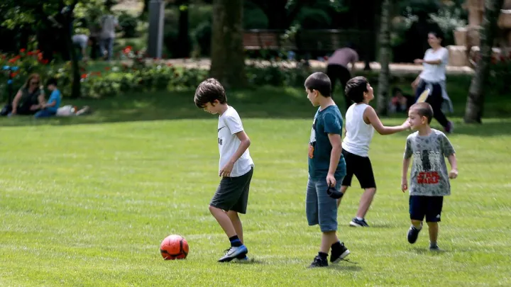 TÜİK Verileri Alarm Veriyor: Nüfusumuzun Yalnızca Yüzde 24,8’i Çocuk!