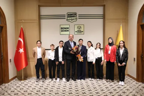 Başkan Altay, Çocuk ve Gençlik Meclisi Üyeleriyle Buluştu