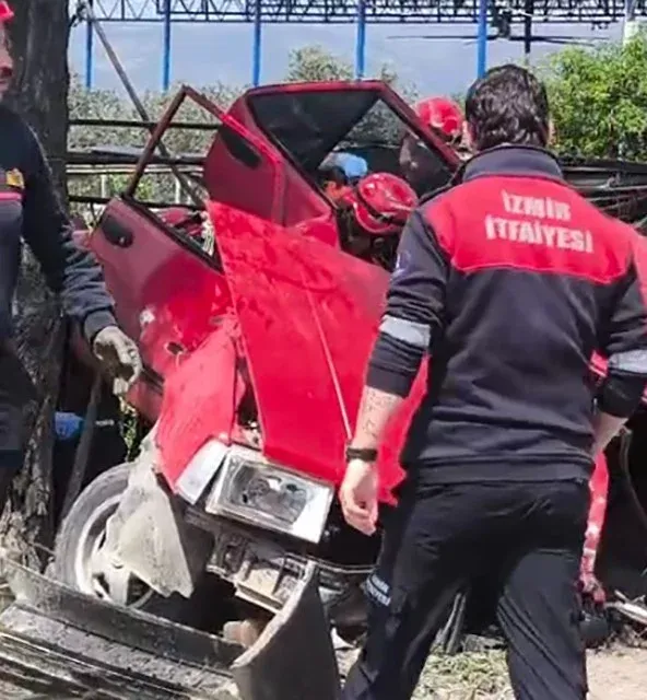 İzmir Ödemiş’te zincirleme trafik kazası: 1 ölü, 3 yaralı