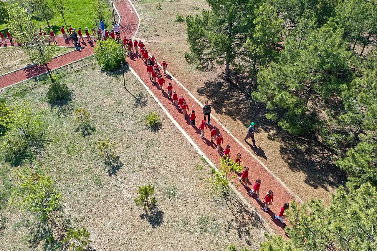 Konya’da öğrenciler doğayla iç içe eğitim yılını tamamladı