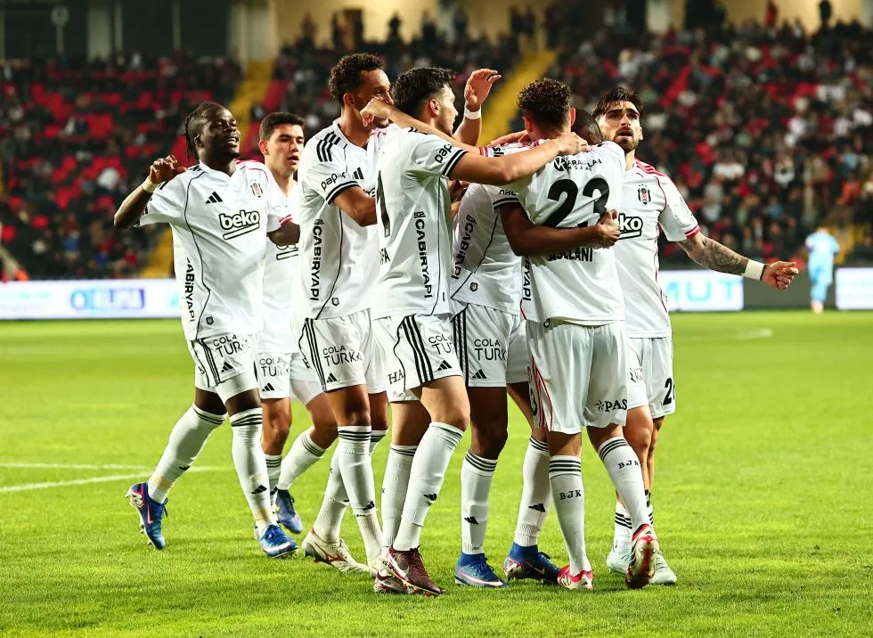 Beşiktaş, Gaziantep FK Deplasmanından 3 Puanla Döndü