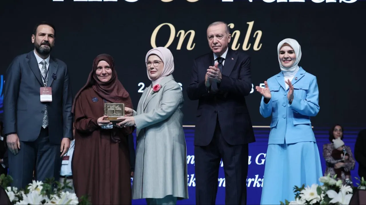 Emine Erdoğan’dan Dikkat Çeken Mesaj: “Aile, Geleceğin En Güçlü Temelidir”