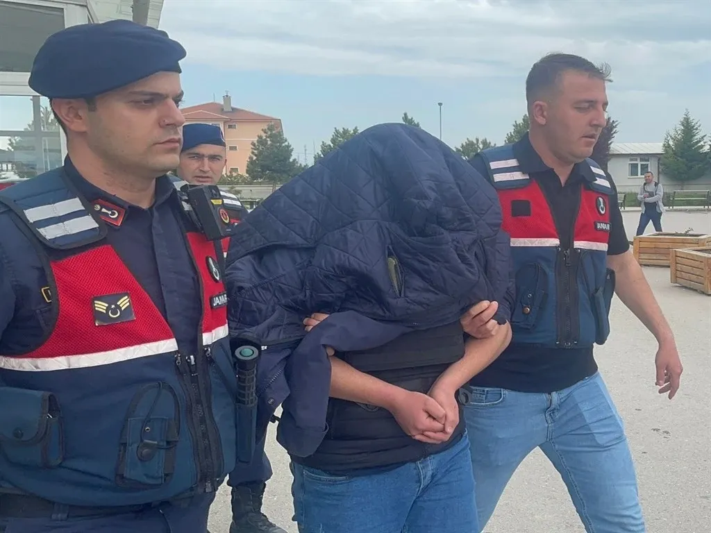 KONYA BEYŞEHİR’DE TÜFEKLE ÖLDÜRÜLEN ATÖLYE SAHİBİ CİNAYETİNDE 4 TUTUKLAMA