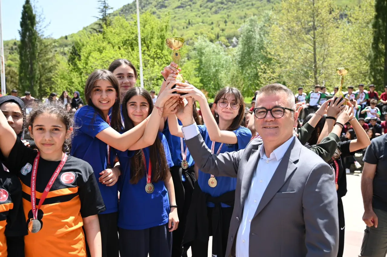 Seydişehir Kuğulu Tabiat Parkı’nda Okullar Arası Oryantiring Yarışı Düzenlendi