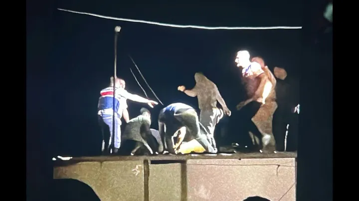 Kaybolan 5 Yaşındaki Çocuk 11 Saat Sonra Evin Damında Ölü Bulundu
