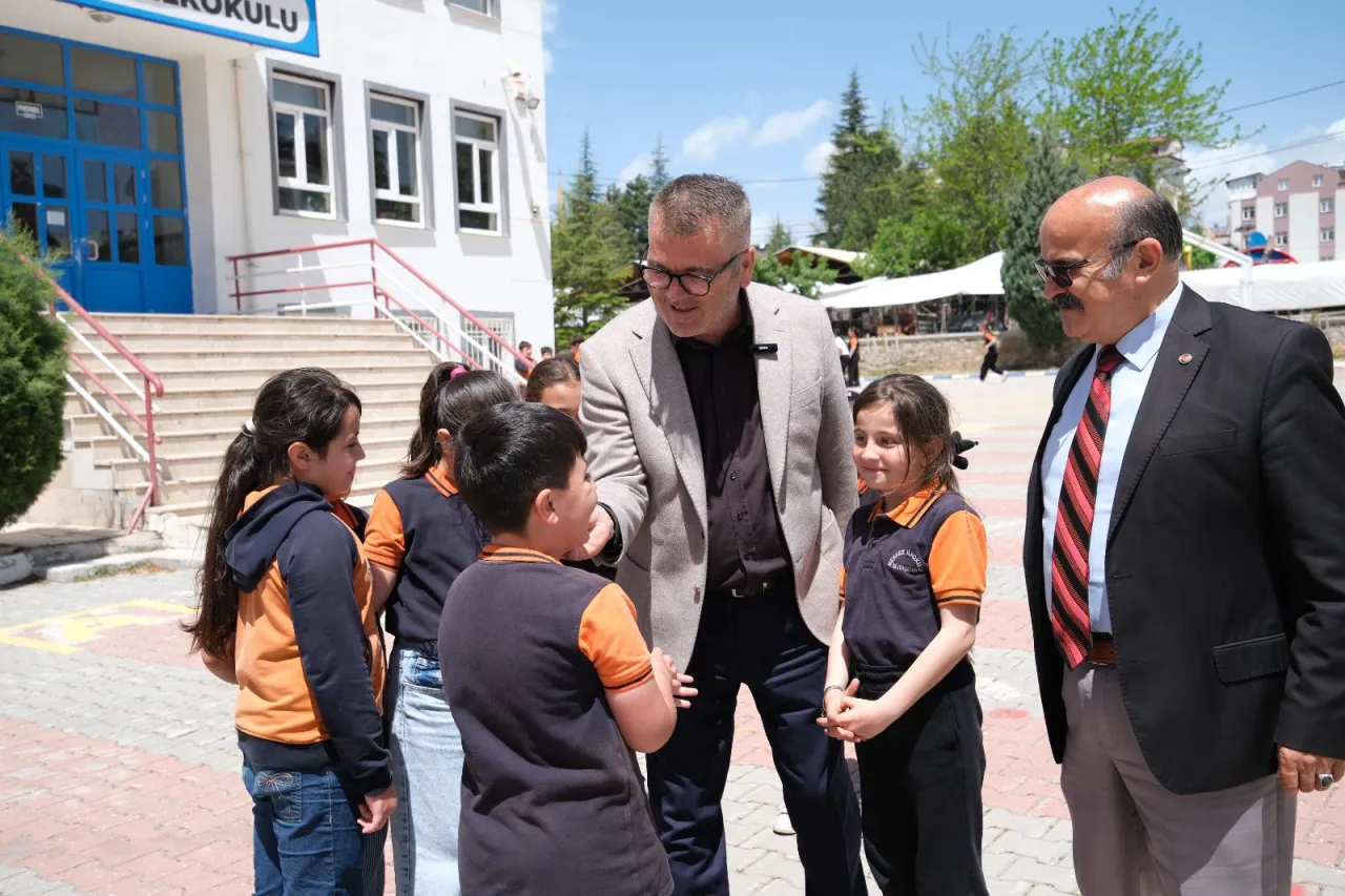 Seydişehir Belediye Başkanı Hasan Ustaoğlu, Öğrencilere Yerel Yönetimleri Anlattı