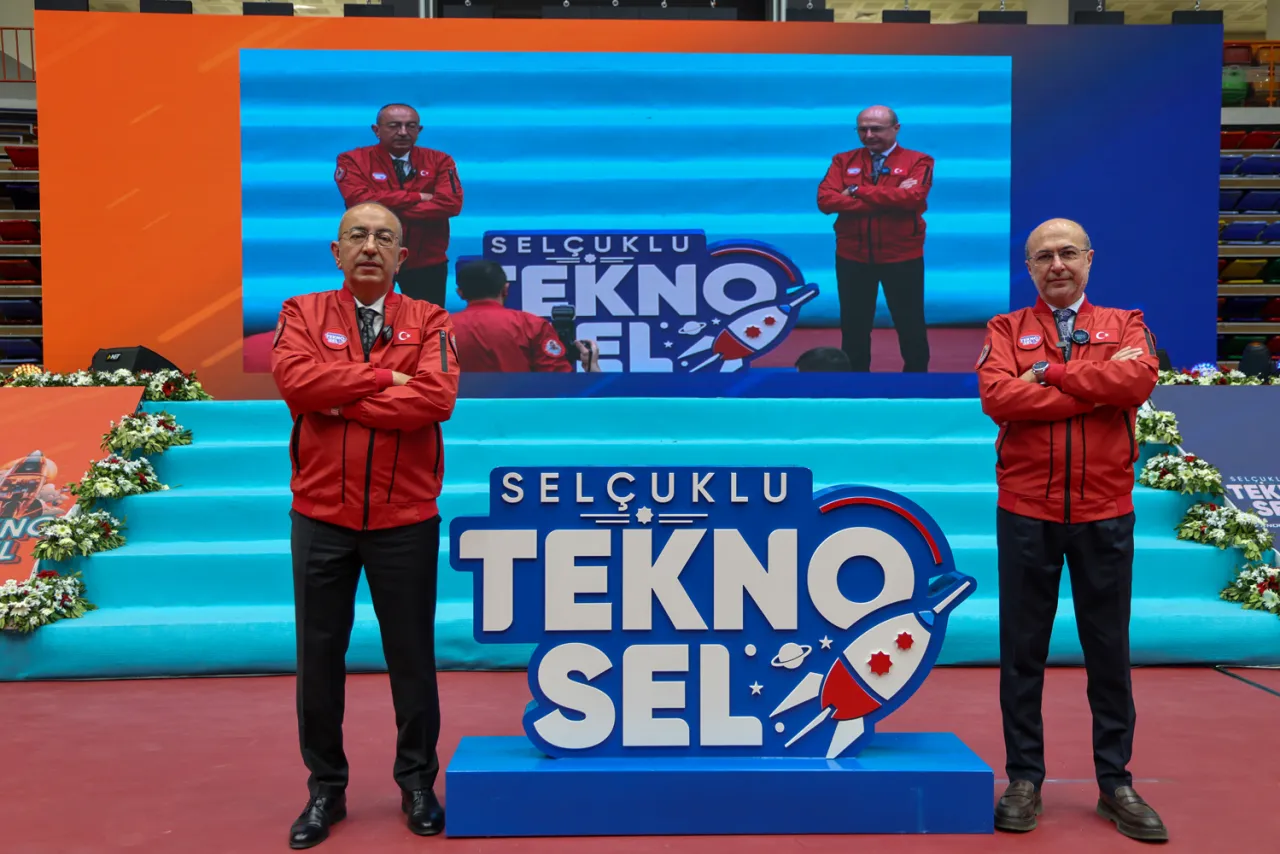 TEKNOSEL 2026’da İlk Etap Tamamlandı: Gençler Robot Yarışmalarında Kıyasıya Yarıştı