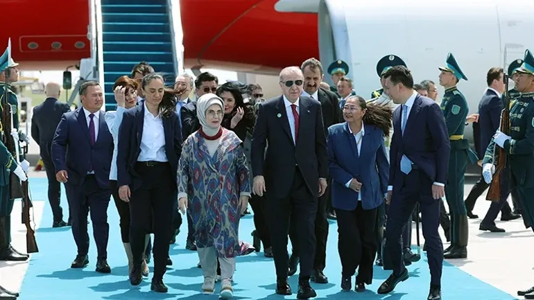 Cumhurbaşkanı Erdoğan Türkistan’a Gitti