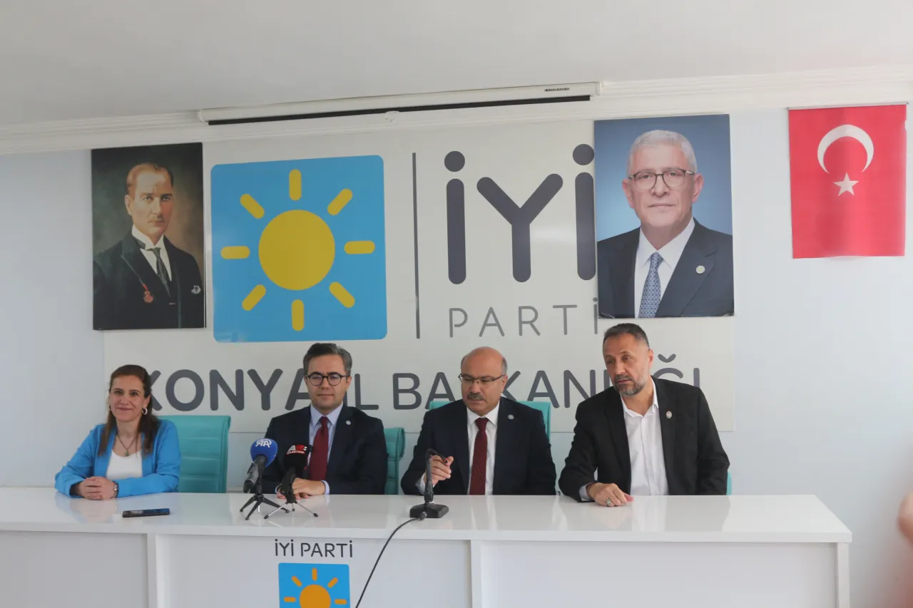 Hüseyin Raşit Yılmaz Konya'da Ekonomik Durumları Ve Teşkilat Çalışmalarını Değerlendirdi
