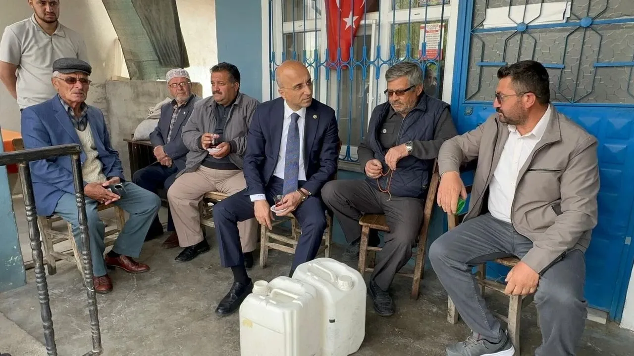 CHP’li Aşkın Genç Konya’da Vatandaşlarla Buluştu: Geçim ve Su Faturaları Gündemdeydi