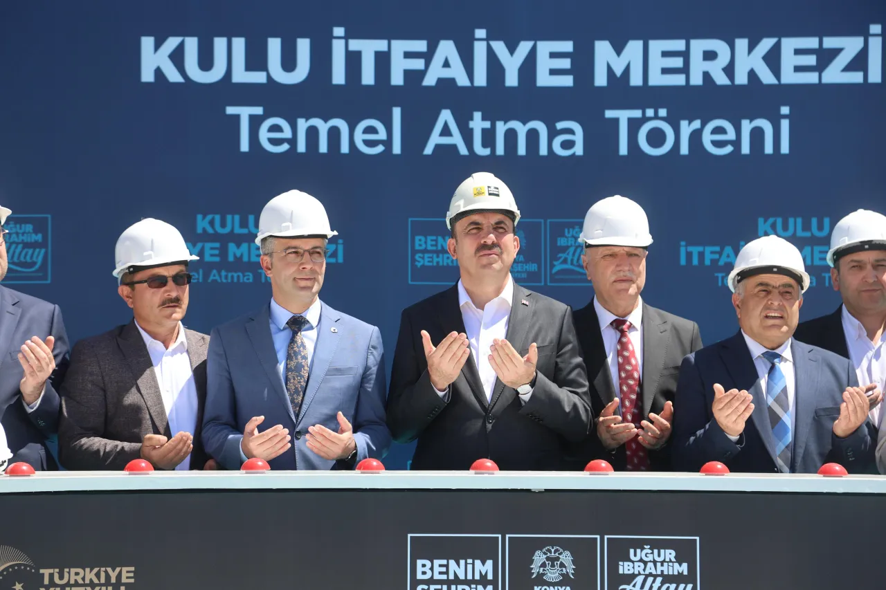 Büyükşehir'den İki İlçeye Büyük Yatırım: Kulu İtfaiye Merkezi Yükseliyor, Yarım Kalan O İnşaat Devralındı!