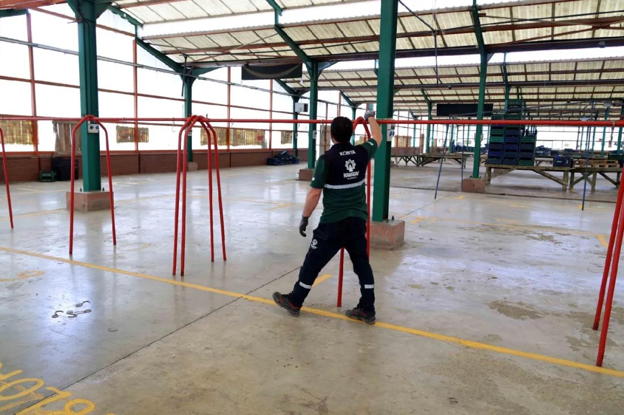 Karatay Belediyesi’nden Bayram Mesaisi: Kurban Kesim Alanları ve Tedbirler Tamamlandı