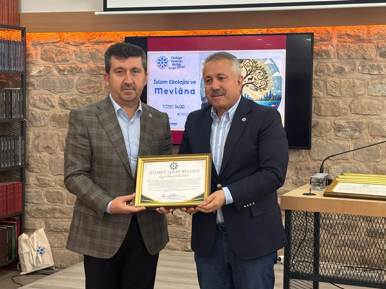 Türkiye Yazarlar Birliği’nden Konyalı Kültür İnsanlarına “Hizmet Şeref Belgesi”