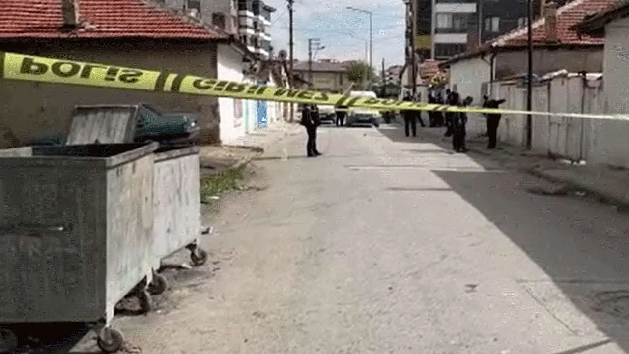 Konya’nın Çumra İlçesinde Şakalaşma Kanlı Bitti: 1 Kişi Hayatını Kaybetti