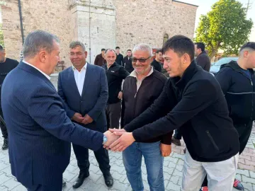 BBP Lideri Mustafa Destici Bayram Namazını Memleketi Eskişehir’de Kıldı