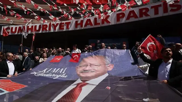 CHP davasında kritik gün! Mahkemeden kurultay ve İstanbul İl Kongresi kararı