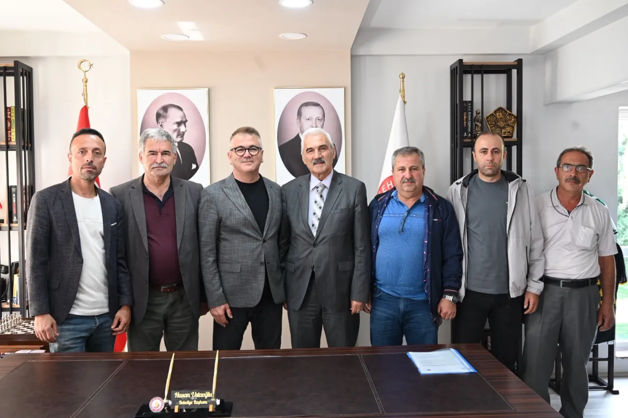 Seydişehir’de Kritik Toplantı! Başkan Ustaoğlu İlçe Başkanlarıyla Geleceği Konuştu