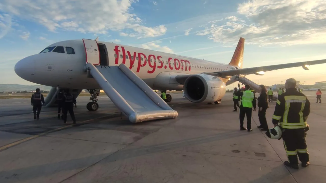 Ankara-İzmir Uçağında Yangın Çıktı!