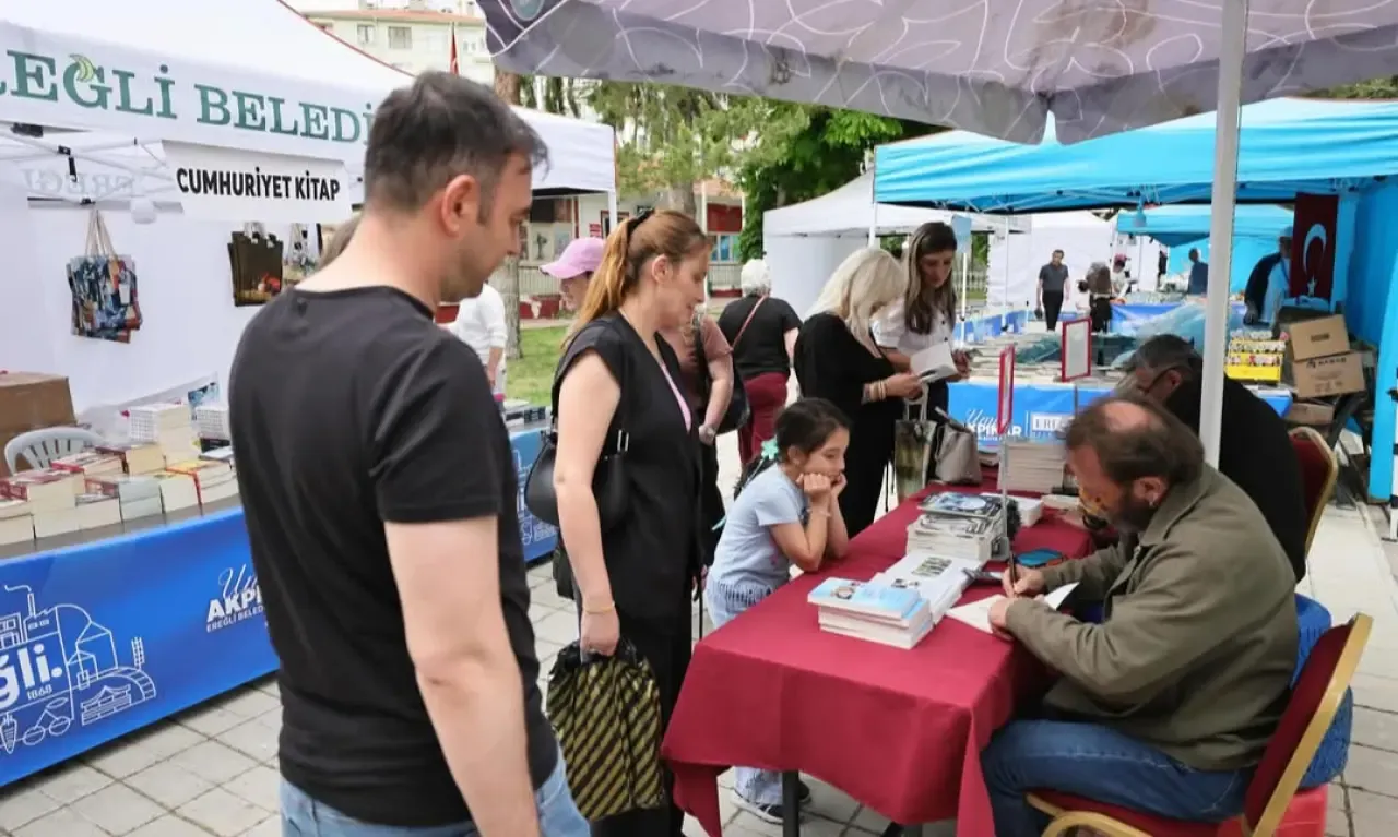 Ereğli Kitap Günleri 14 Haziran’a kadar ziyaretçilerini ağırlıyor