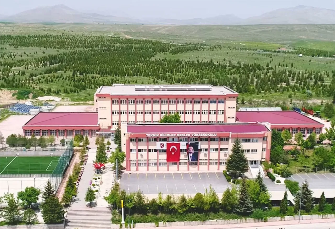 Konya Teknik Üniversitesi Q1 Yayın Oranında Türkiye'de 11. Sıraya Yükseldi