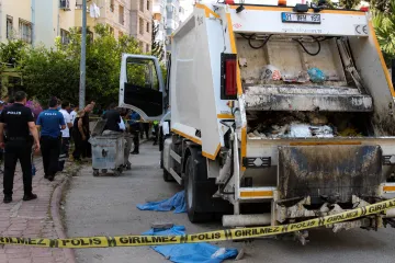Adana’da Çöp Kamyonunun Çarptığı Figen Tuğlu Hayatını Kaybetti