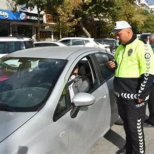 Konya’da Trafik Kurallarını İhlal Eden Sürücülere Cezai İşlem