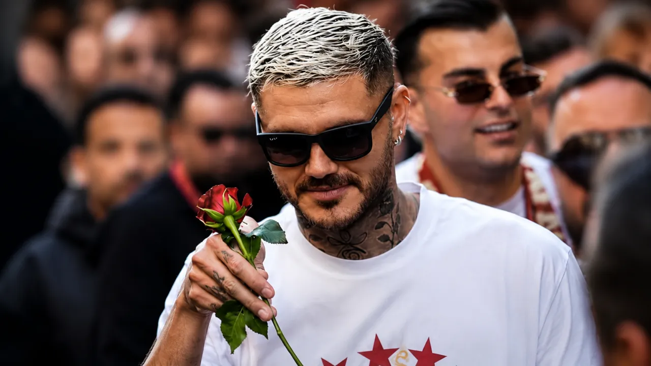 Mauro İcardi 25 Valiziyle İstanbul'u Terk Etti