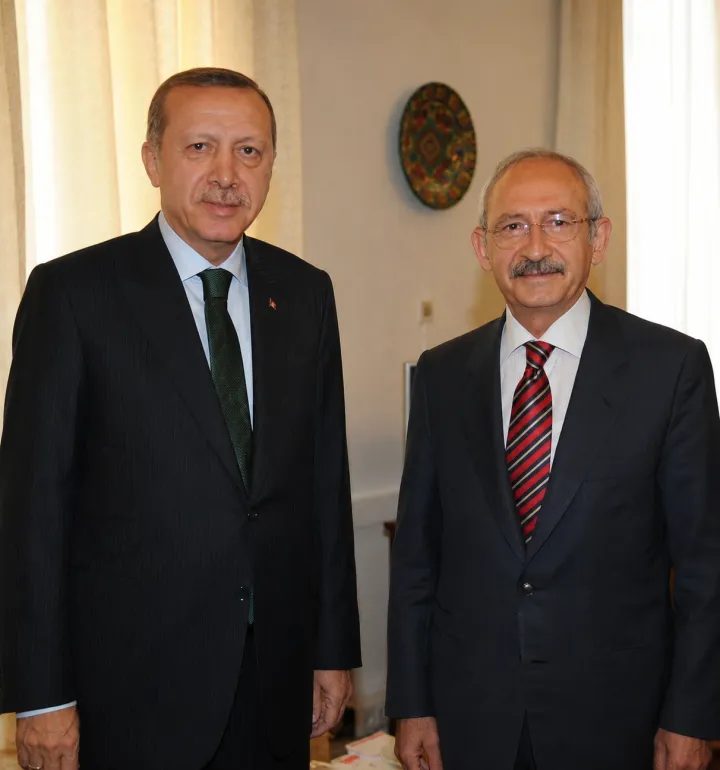 Erdoğan'dan CHP Eleştirisi: "Pavyon Masalarına Düşürenler Kendileridir"