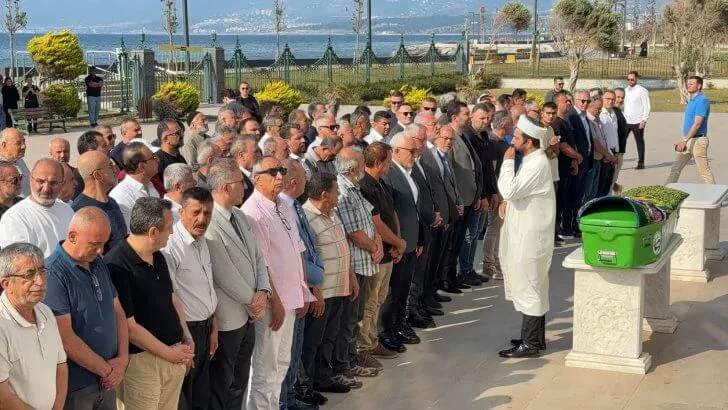 İş ve Cemiyet Dünyasını Buluşturan Veda: Mağfiret Alpaydın Defnedildi