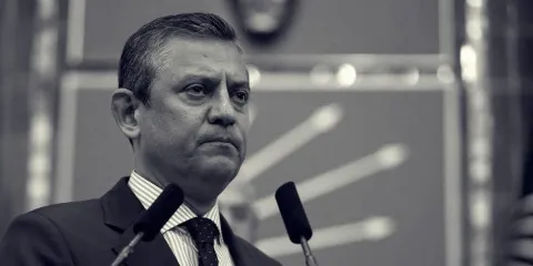Özgür Özel Ekibi CHP PM'den İstifa Etti!