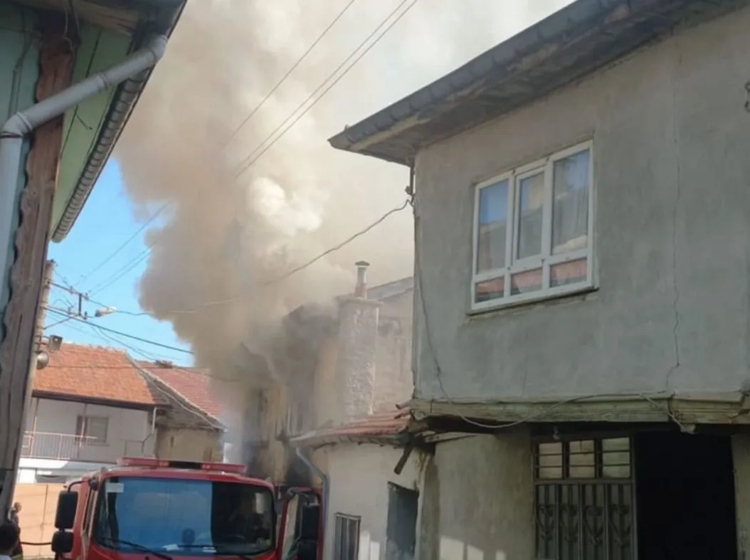 Konya'nın Akşehir İlçesinde Müstakil Evde Yangın Çıktı
