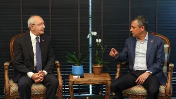 CHP'de Grup Toplantısı Krizi Şimdilik Sona Erdi: Özel ve Kılıçdaroğlu Toplantı Yapmayacak