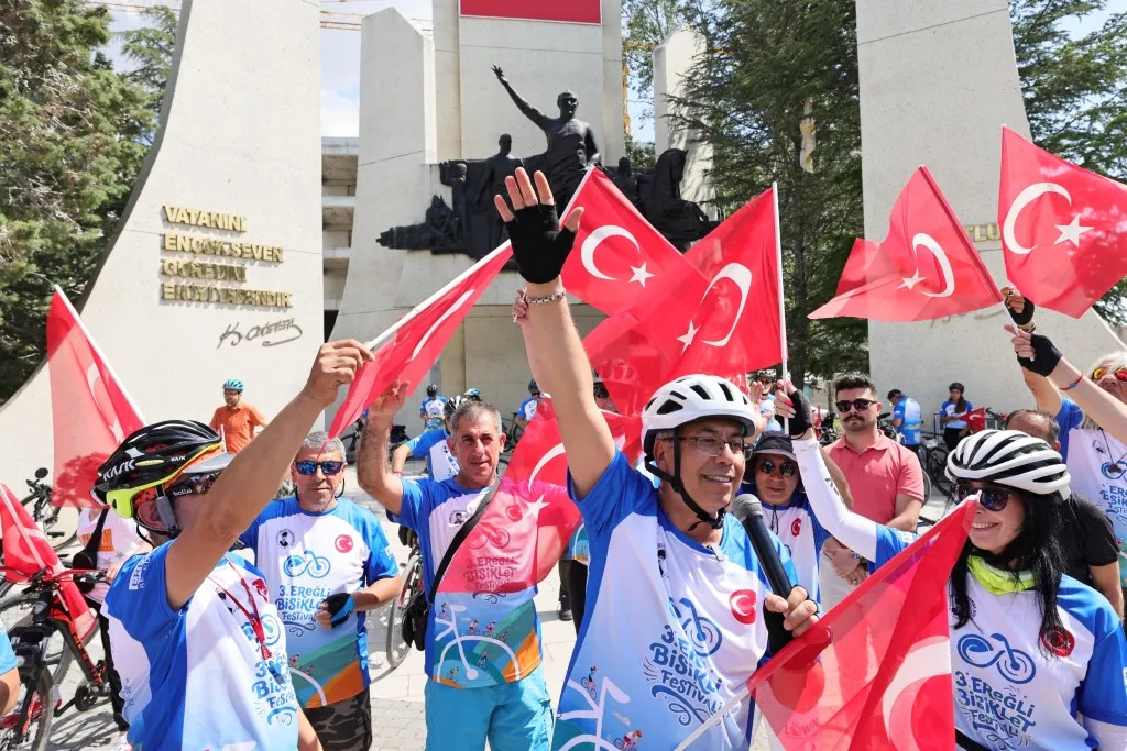 3. Ereğli Bisiklet Festivali 350 Bisiklet Tutkununun Katılımıyla Tamamlandı