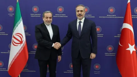 Hakan Fidan ile Abbas Erakçi Görüştü: Türkiye'den Mutabakata Destek Mesajı