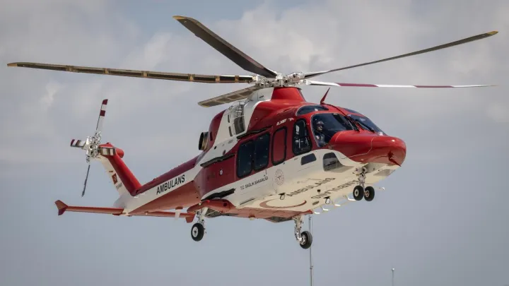 Endonezya'da Kaza Geçiren Türk Vatandaşı Hava Ambulansıyla Türkiye'ye Getirildi