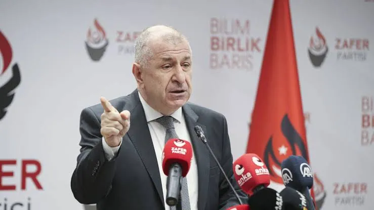 Ümit Özdağ: "Türkiye Tarihinin En Karanlık Kabuslarından Birini Yaşayabilir"