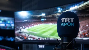 TRT spikeri Hünkar Mutlu'nun görevine son verildiği iddia edildi