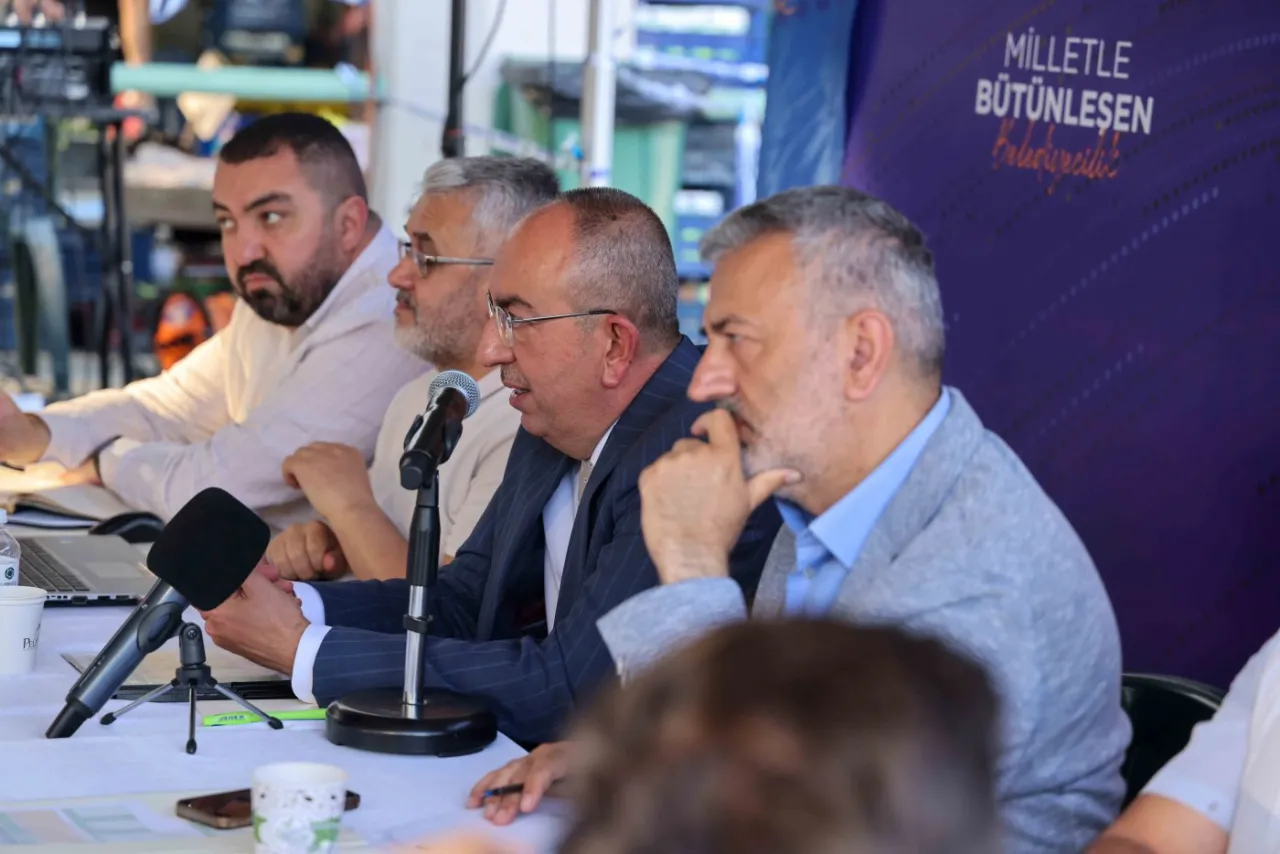 Başkan Mustafa Kavuş, Melikşah, Alavardı ve Aşkan Mahallelerinde Vatandaşlarla Buluştu